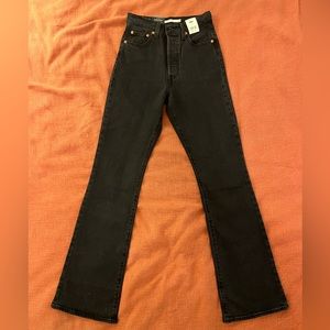 NWT Levi’s Ribcage Bootcut